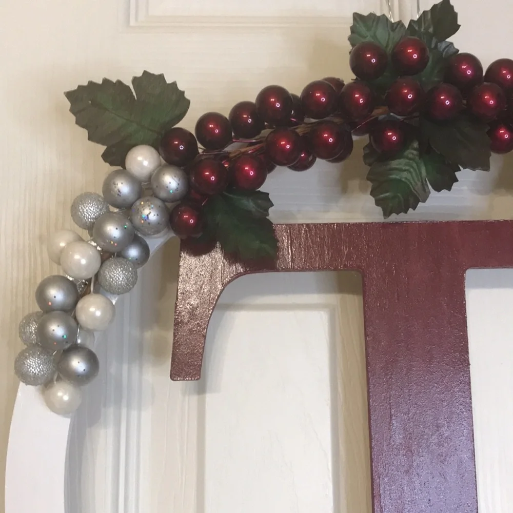 Holiday Wreath Letter 